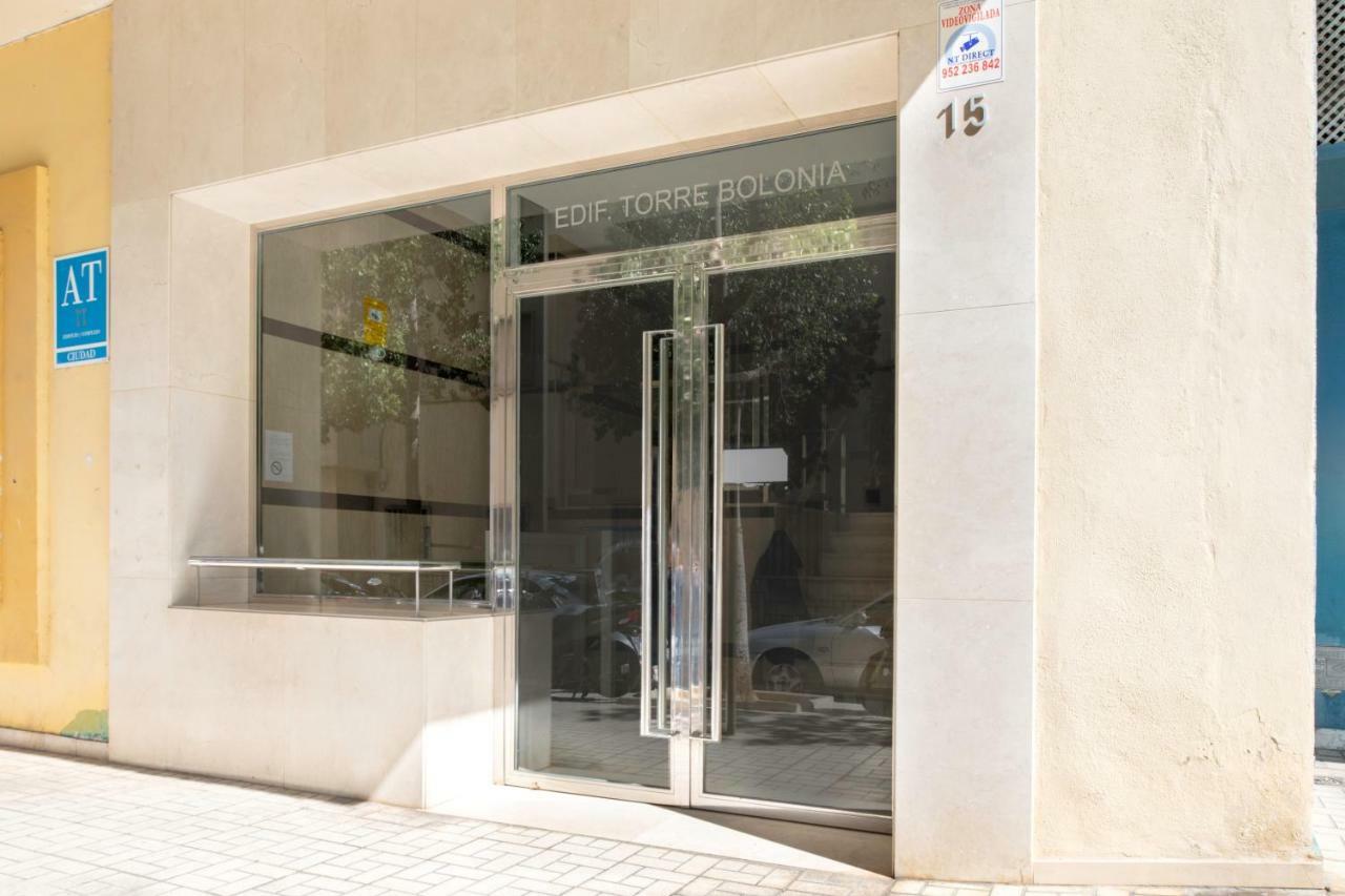 Malagueta Malibu Apartment Malaga Exterior photo