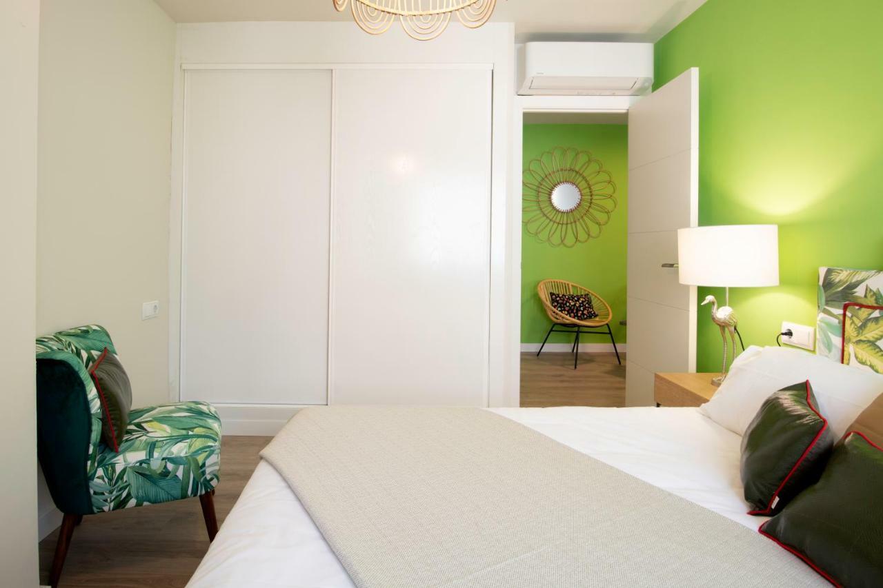Malagueta Malibu Apartment Malaga Exterior photo